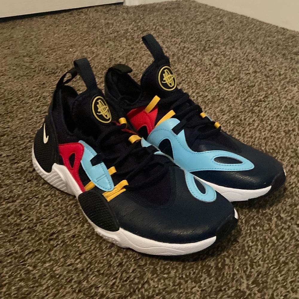 Nike Huarache E.D.G.E. Shoes in Navy Size 6Y Womens 7.5| Synthetic | Jimmy Jazz